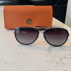 Tory Burch Aviator Sunglasses